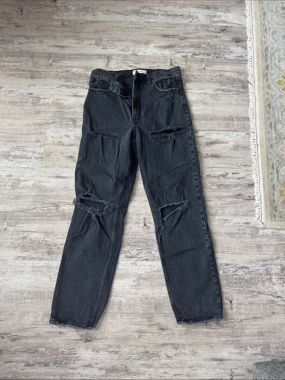 Abercrombie & Fitch 90s Straight Ultra High Rise Jean